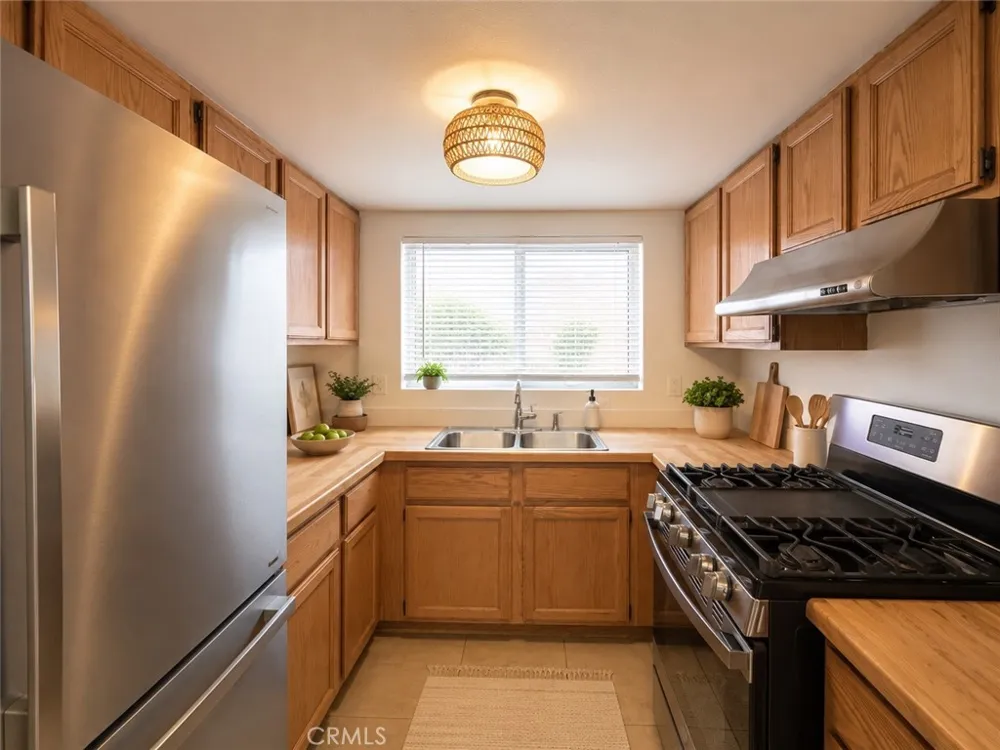 2438 Andreo Avenue #B Torrance, CA 90501