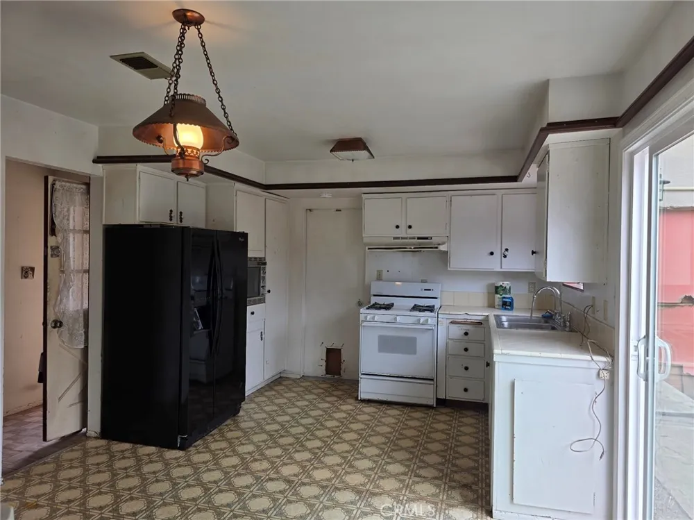 3915 Silver Leaf Santa Maria, CA 93455