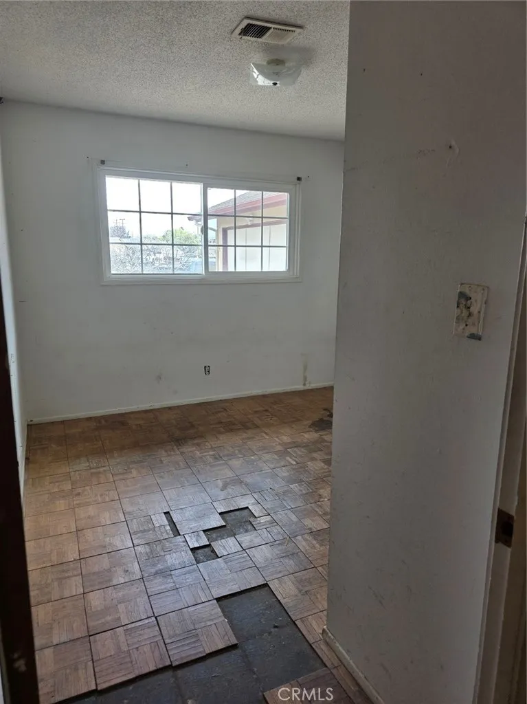 3915 Silver Leaf Santa Maria, CA 93455