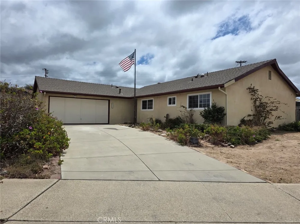 3915 Silver Leaf Santa Maria, CA 93455