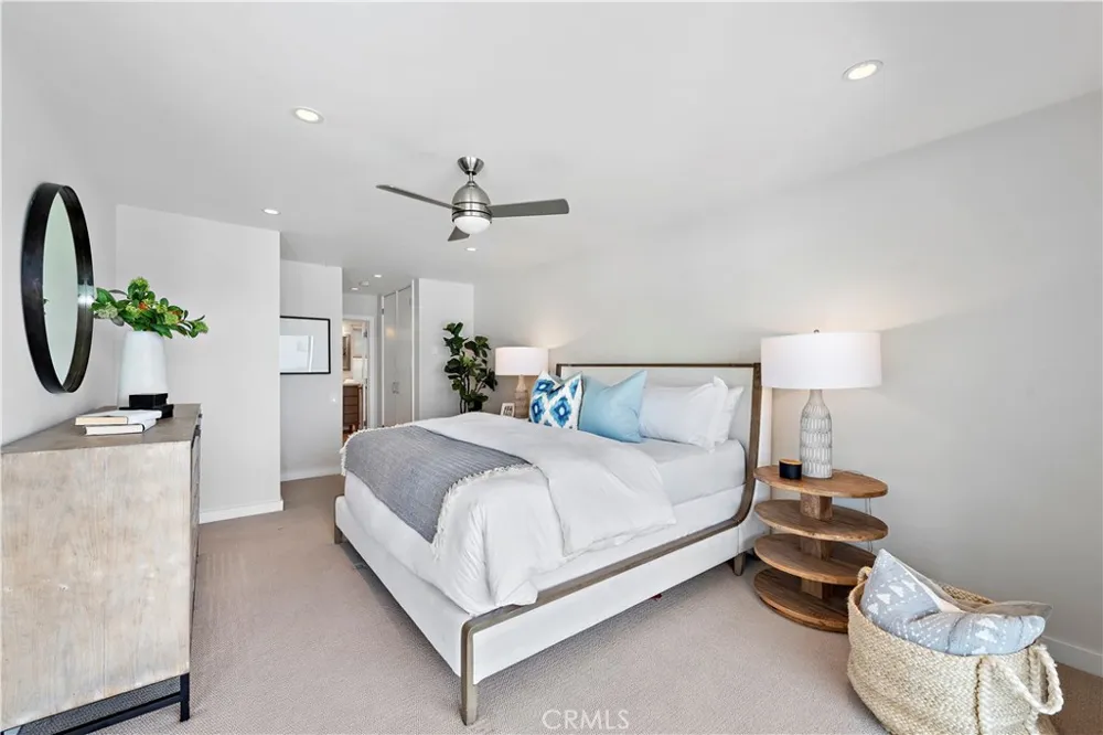 31561 Table Rock Drive #208 Laguna Beach, CA 92651