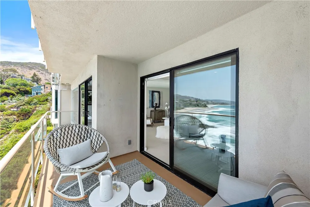 31561 Table Rock Drive #208 Laguna Beach, CA 92651