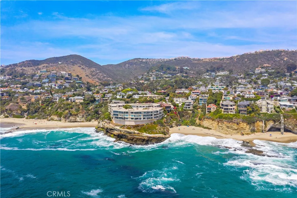 31561 Table Rock Drive #208 Laguna Beach, CA 92651