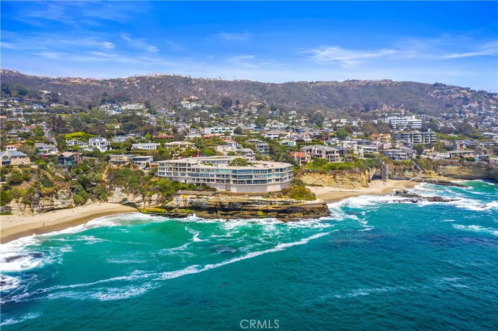 31561 Table Rock Drive #208 Laguna Beach, CA 92651