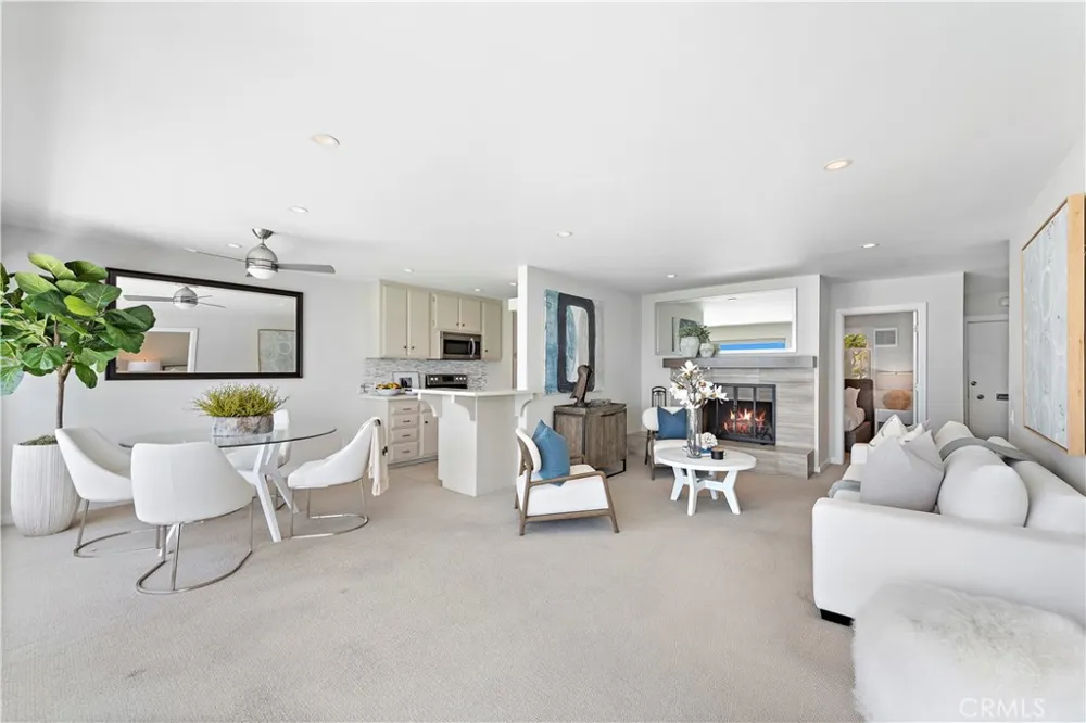 31561 Table Rock Drive #208 Laguna Beach, CA 92651