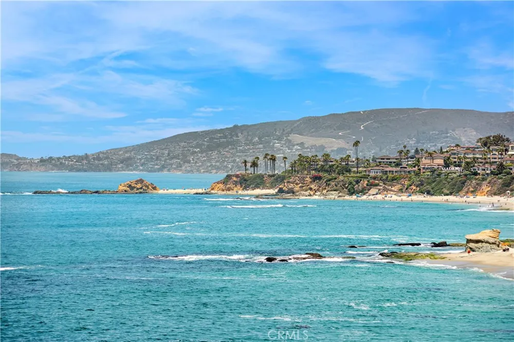 31561 Table Rock Drive #208 Laguna Beach, CA 92651