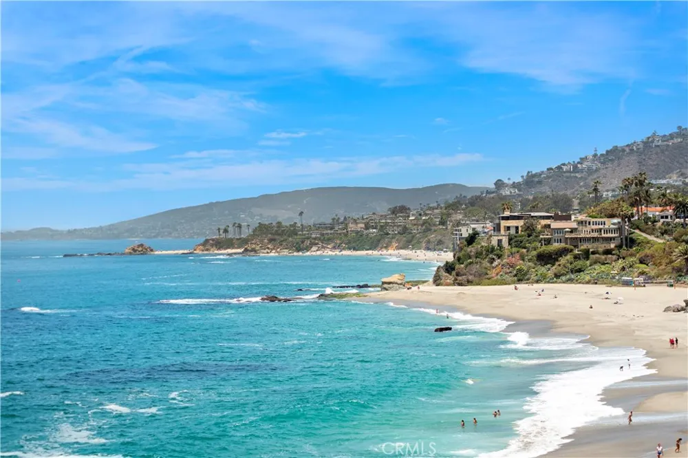 31561 Table Rock Drive #208 Laguna Beach, CA 92651