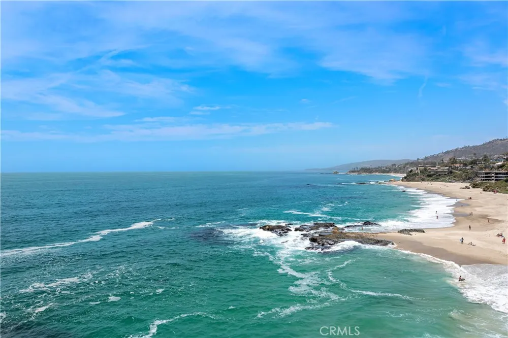 31561 Table Rock Drive #208 Laguna Beach, CA 92651