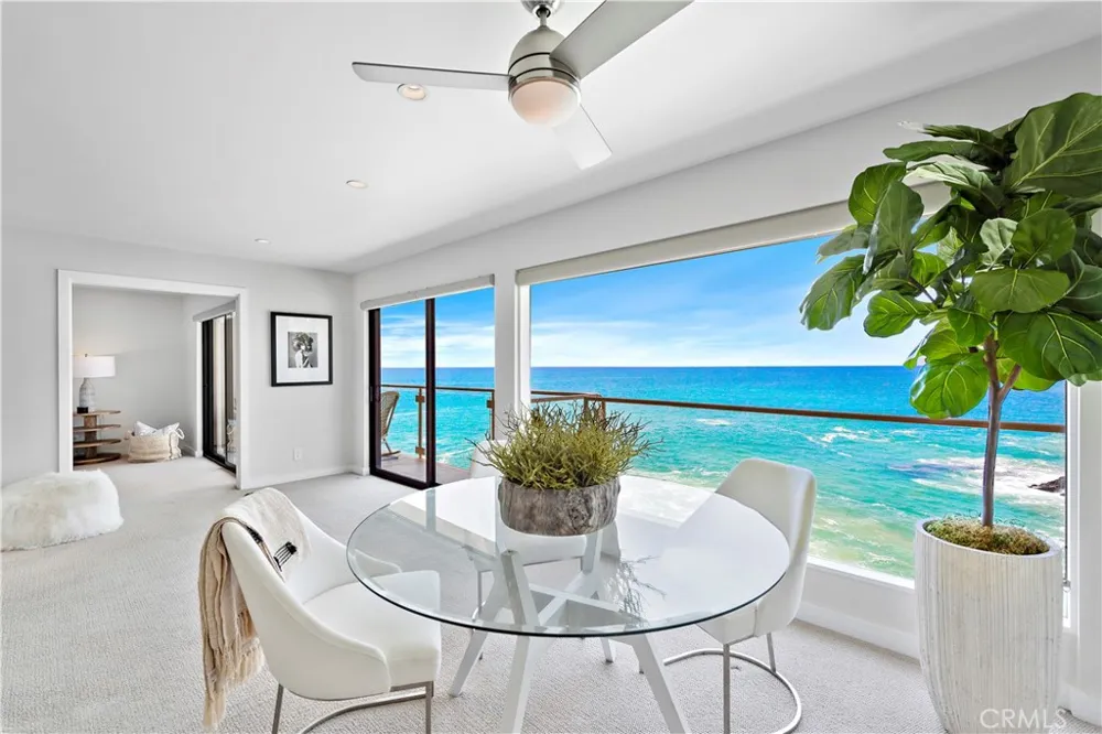 31561 Table Rock Drive #208 Laguna Beach, CA 92651