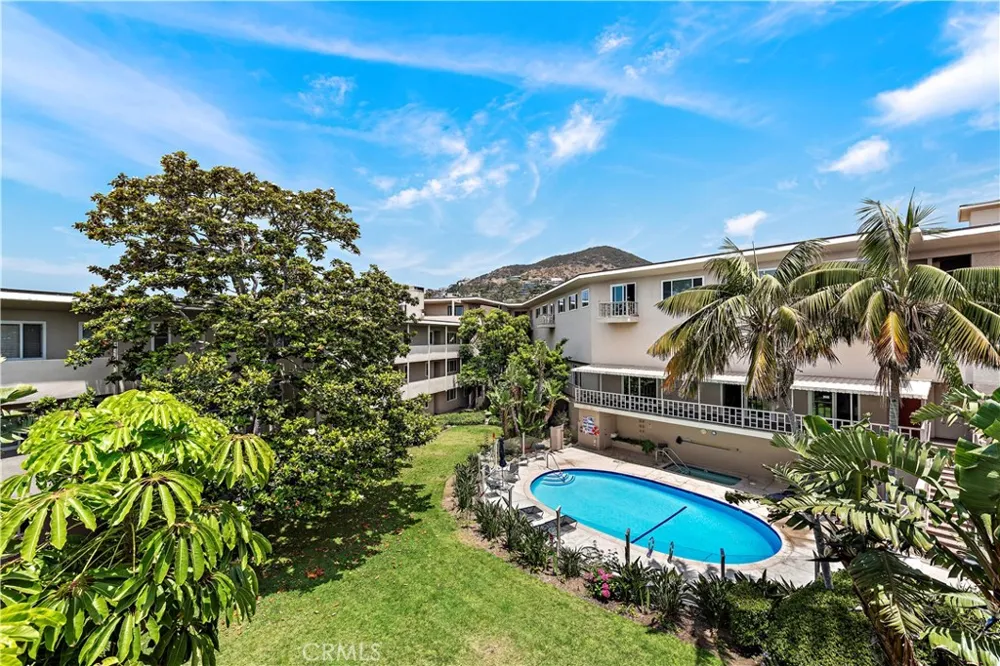 31561 Table Rock Drive #208 Laguna Beach, CA 92651