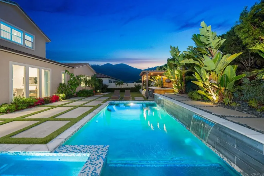 2911 Side Saddle Lane Escondido, CA 92029