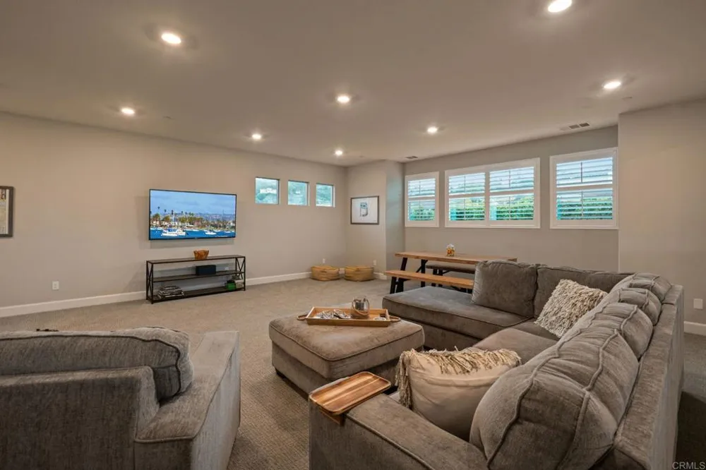 2911 Side Saddle Lane Escondido, CA 92029