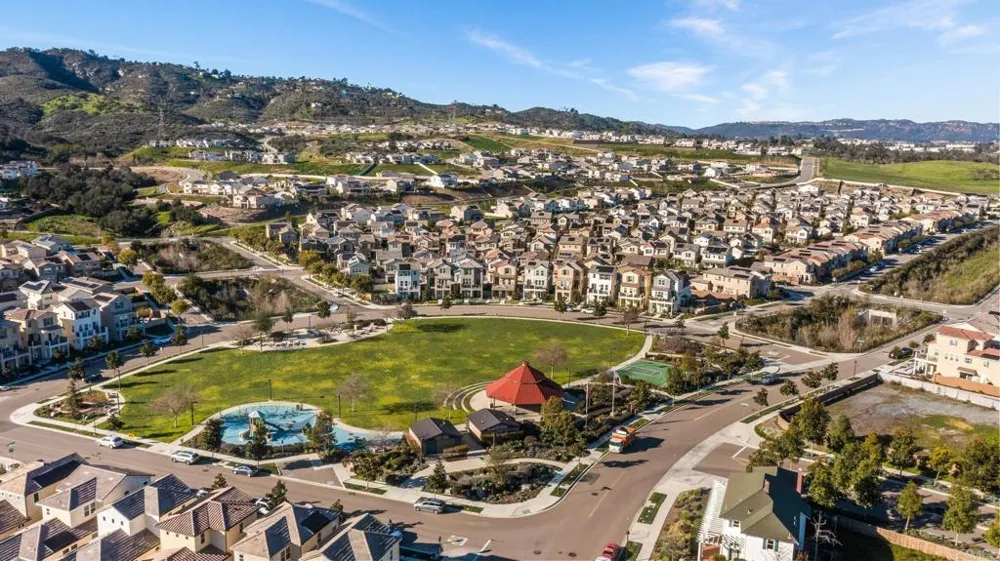 2911 Side Saddle Lane Escondido, CA 92029