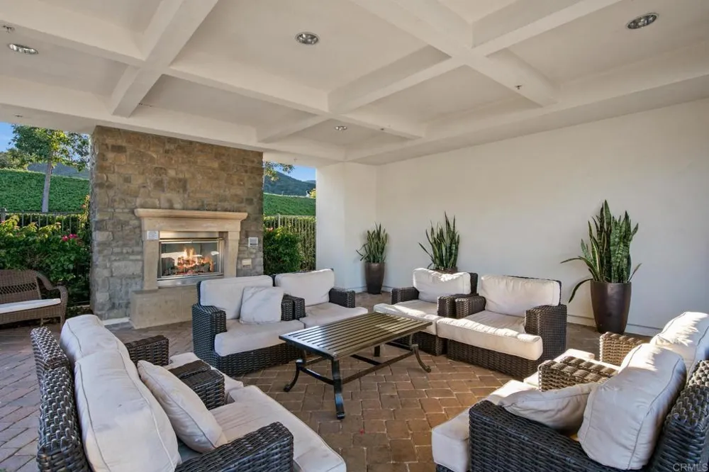 2911 Side Saddle Lane Escondido, CA 92029