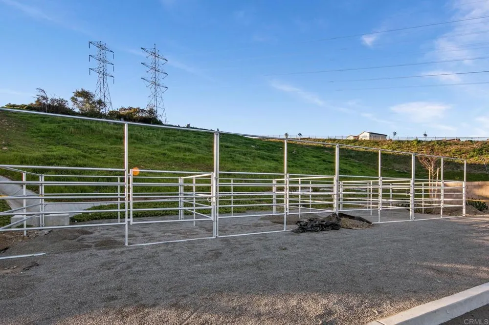 2911 Side Saddle Lane Escondido, CA 92029