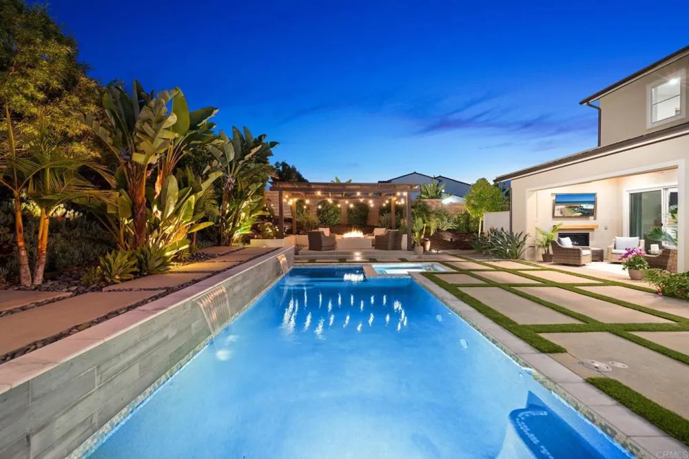 2911 Side Saddle Lane Escondido, CA 92029
