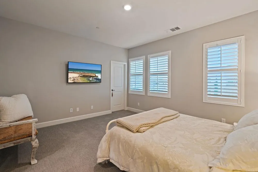 2911 Side Saddle Lane Escondido, CA 92029