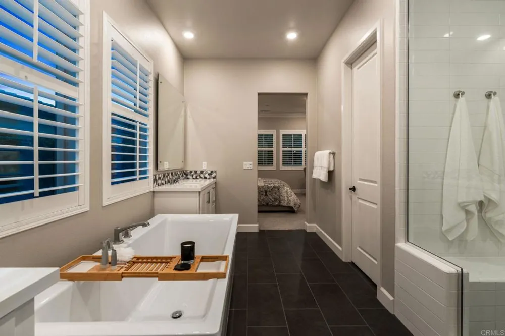 2911 Side Saddle Lane Escondido, CA 92029