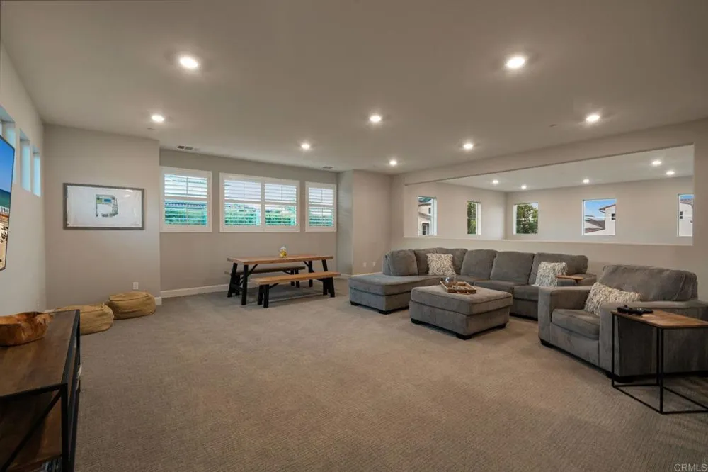 2911 Side Saddle Lane Escondido, CA 92029