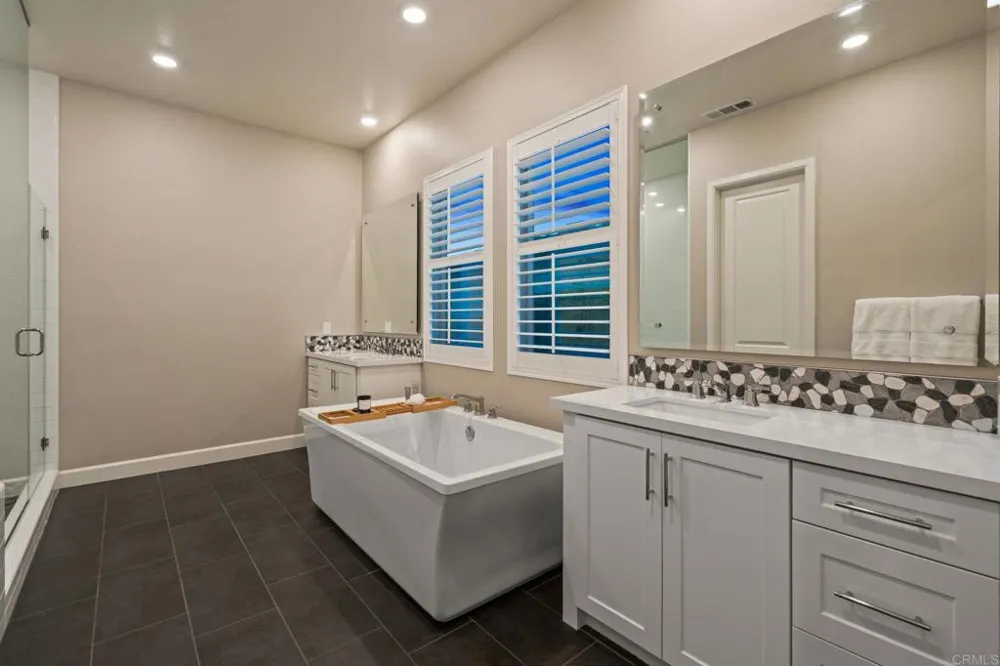 2911 Side Saddle Lane Escondido, CA 92029