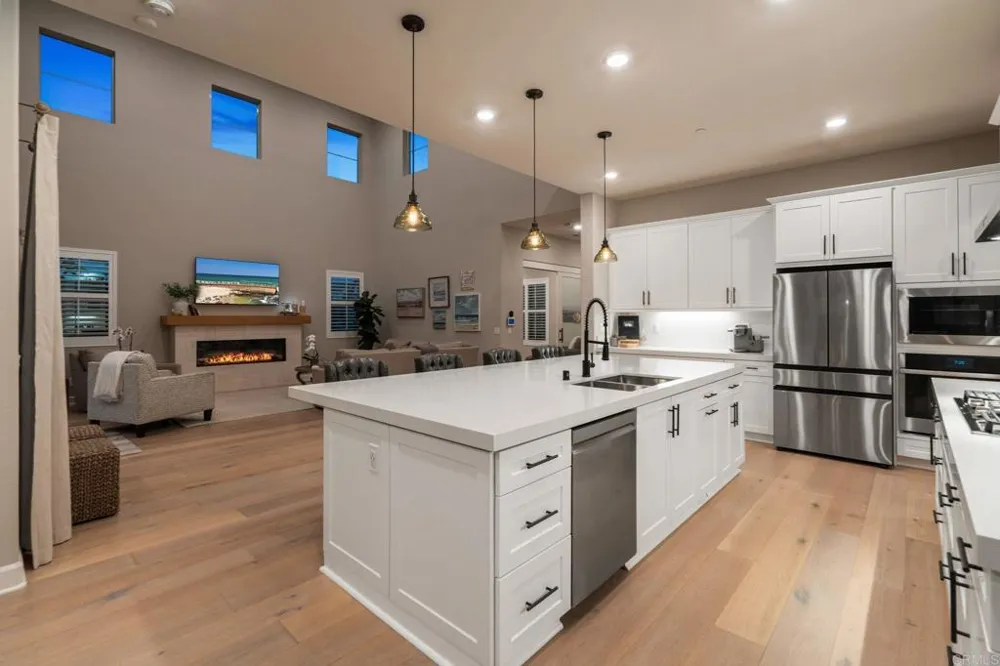 2911 Side Saddle Lane Escondido, CA 92029