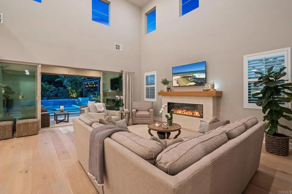 2911 Side Saddle Lane Escondido, CA 92029