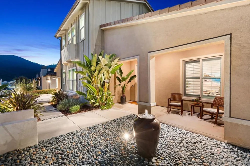 2911 Side Saddle Lane Escondido, CA 92029