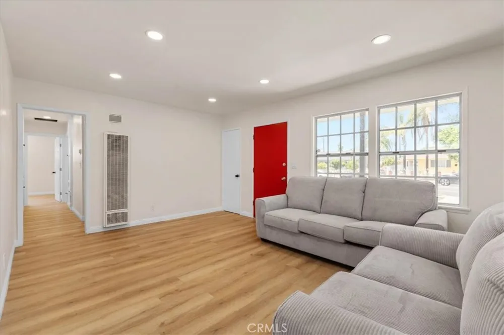 806 Sunkist Avenue La Puente, CA 91746