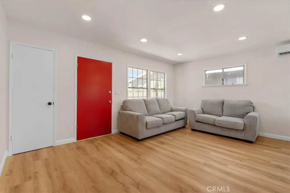 806 Sunkist Avenue La Puente, CA 91746