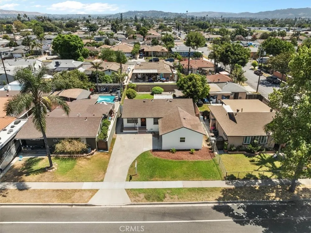 806 Sunkist Avenue La Puente, CA 91746