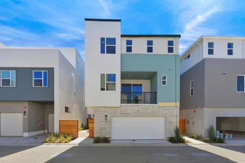 225 Honeydew Court