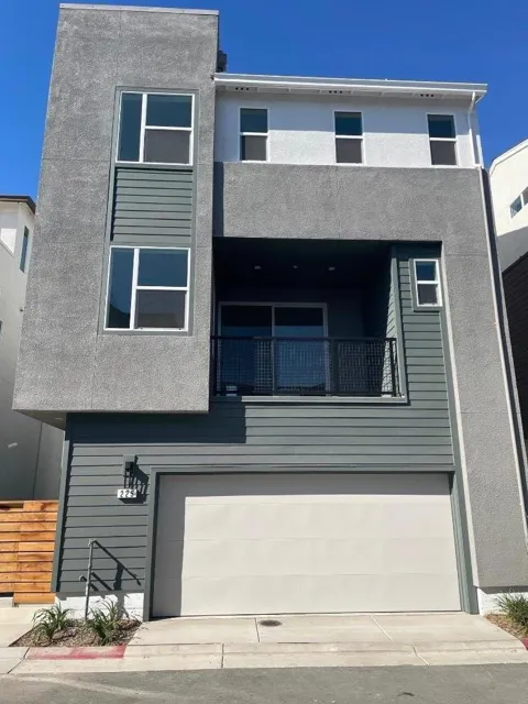 225 Honeydew Court