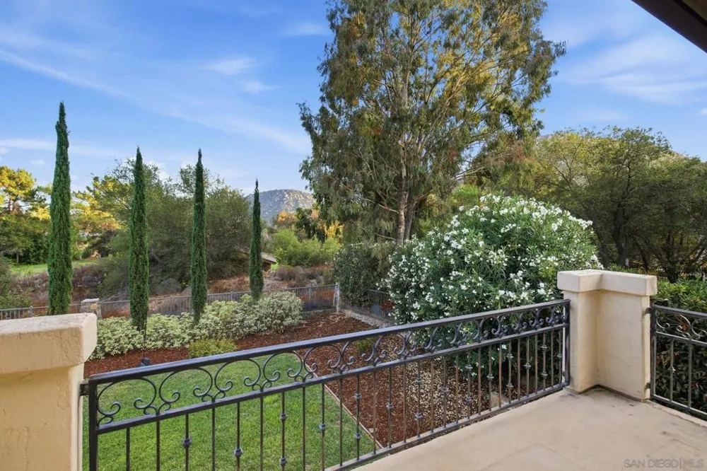 17221 Woodson Ct Ramona, CA 92065