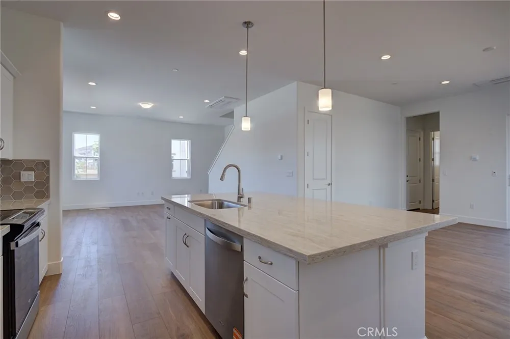 211 Kitty Hawk Court San Luis Obispo, CA 93401