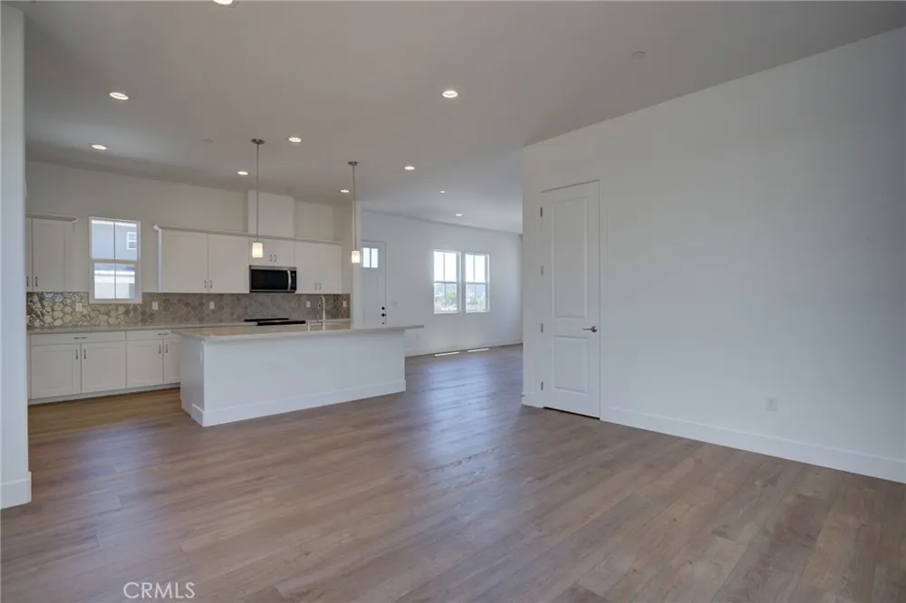211 Kitty Hawk Court San Luis Obispo, CA 93401