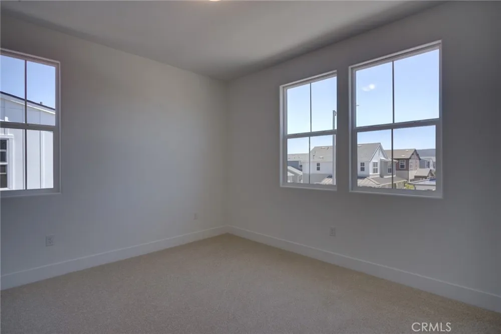 211 Kitty Hawk Court San Luis Obispo, CA 93401