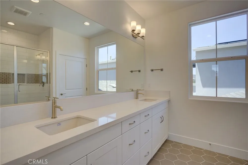 211 Kitty Hawk Court San Luis Obispo, CA 93401