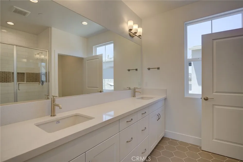 211 Kitty Hawk Court San Luis Obispo, CA 93401