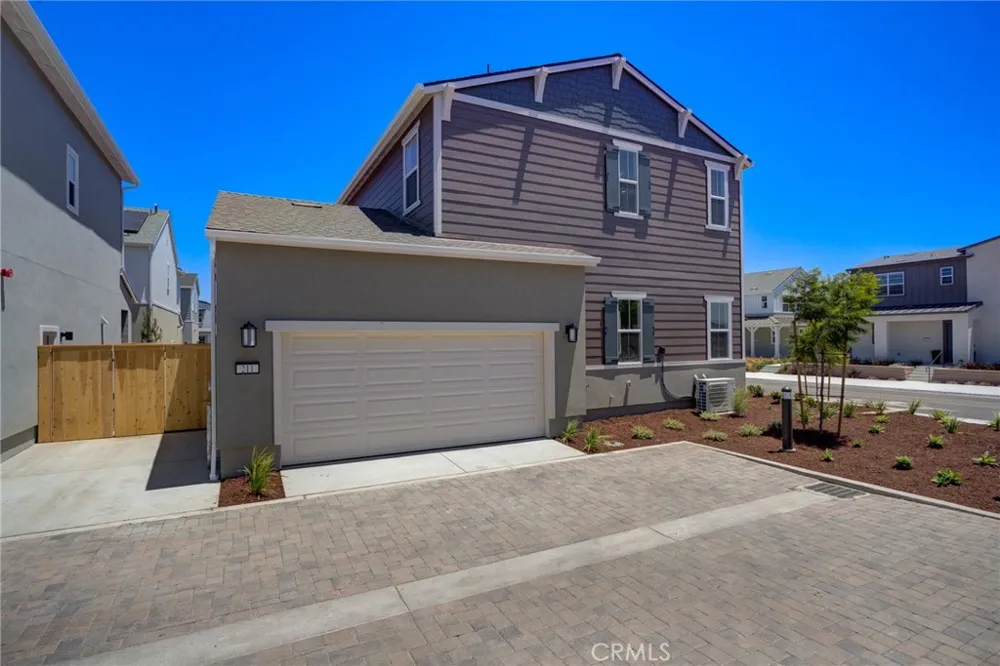 211 Kitty Hawk Court San Luis Obispo, CA 93401