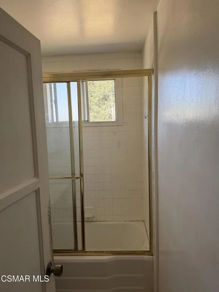 8847 Lindley Avenue Northridge, CA 91325
