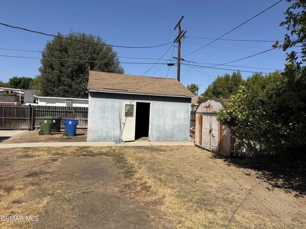 8847 Lindley Avenue Northridge, CA 91325
