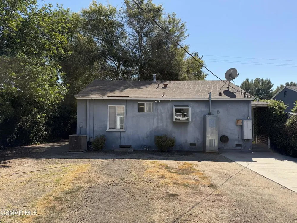 8847 Lindley Avenue Northridge, CA 91325