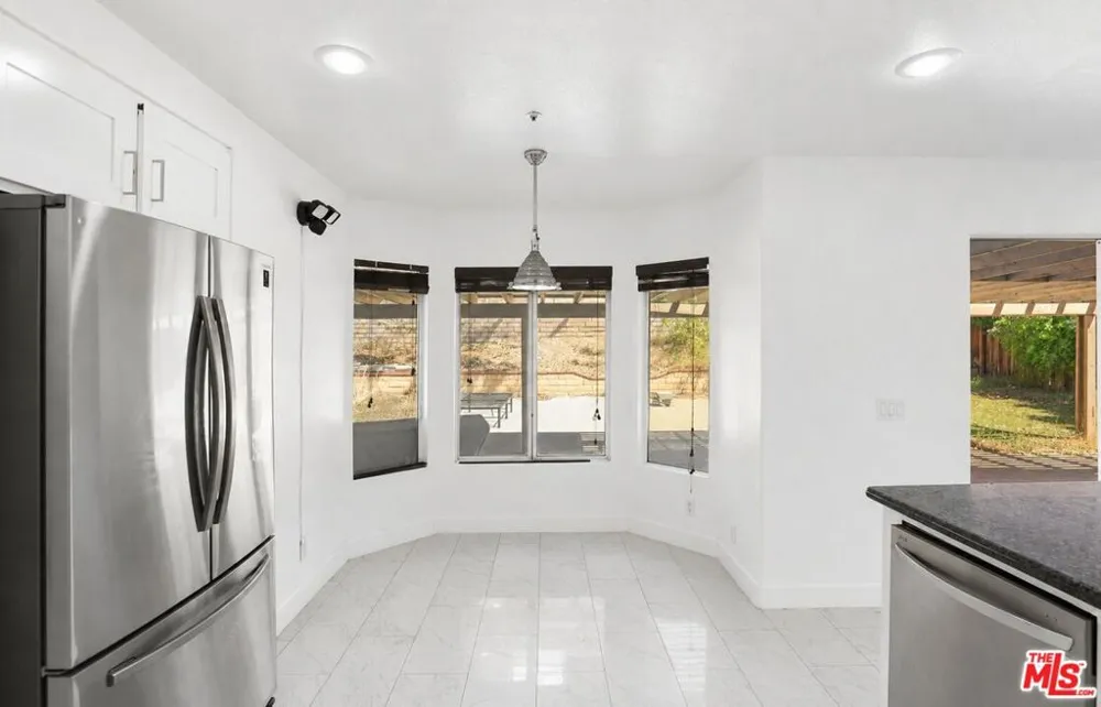 14930 Fernleaf Street Fontana, CA 92336