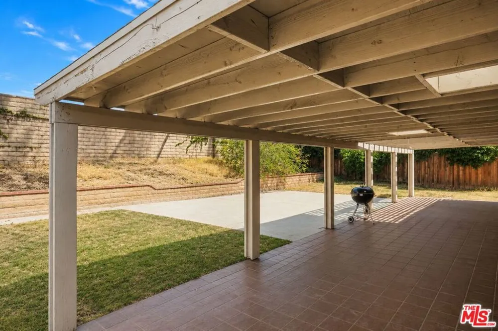 14930 Fernleaf Street Fontana, CA 92336