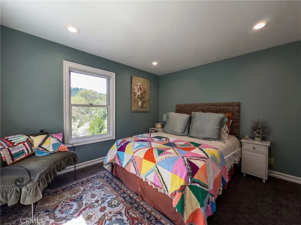 434 S Cumberland Lake Arrowhead, CA 92352
