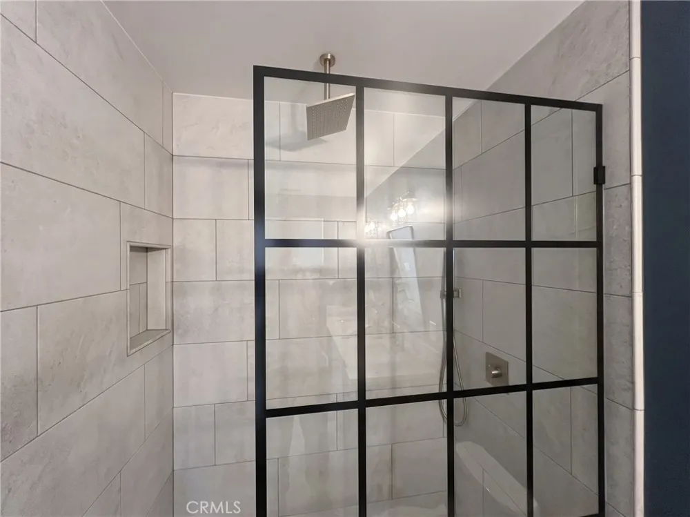 434 S Cumberland Lake Arrowhead, CA 92352