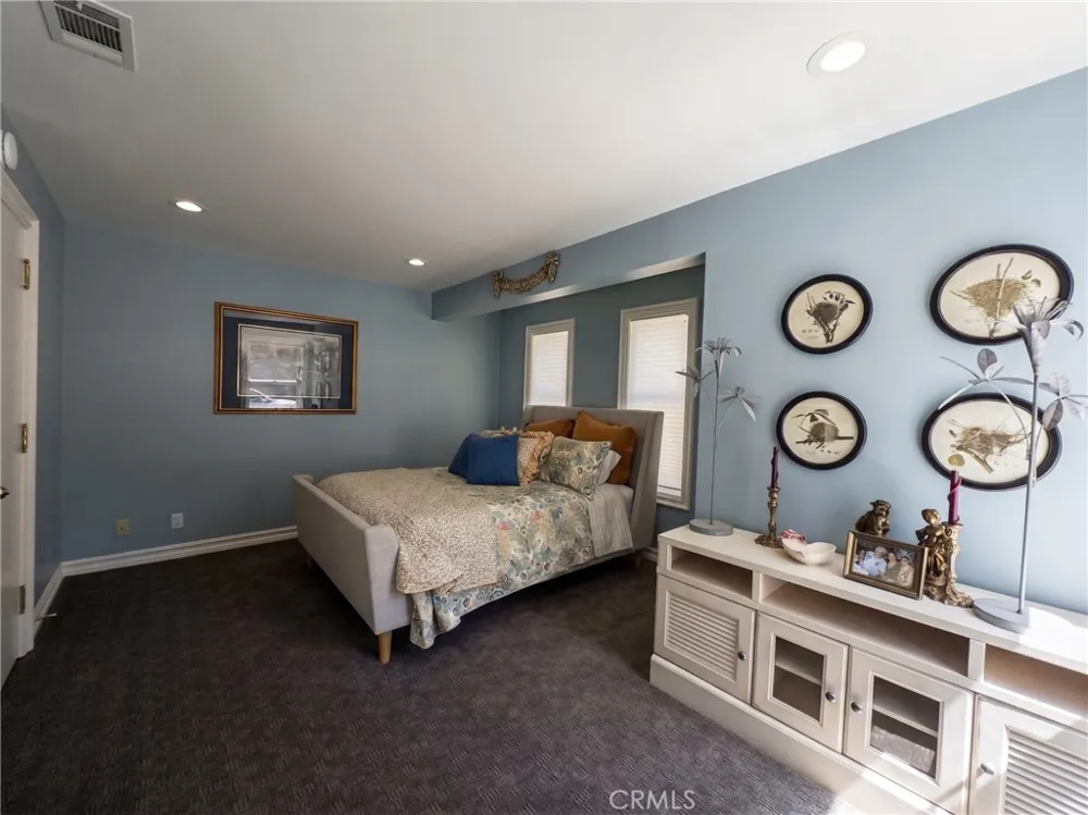 434 S Cumberland Lake Arrowhead, CA 92352