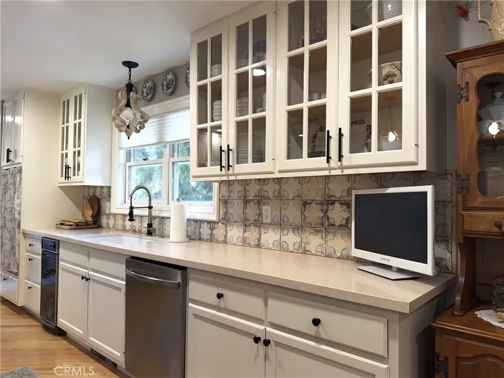 434 S Cumberland Lake Arrowhead, CA 92352