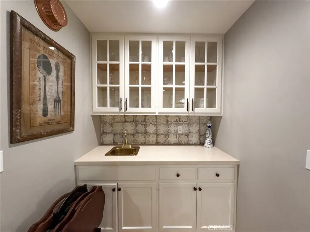 434 S Cumberland Lake Arrowhead, CA 92352