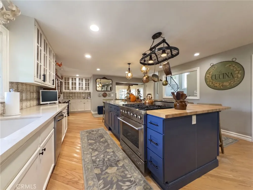 434 S Cumberland Lake Arrowhead, CA 92352